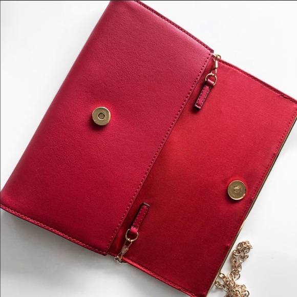 Clutch purse in chain - Picture 3 of 4